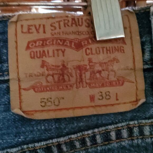 Levi's 550 Jean Shorts 38 - Picture 8 of 9